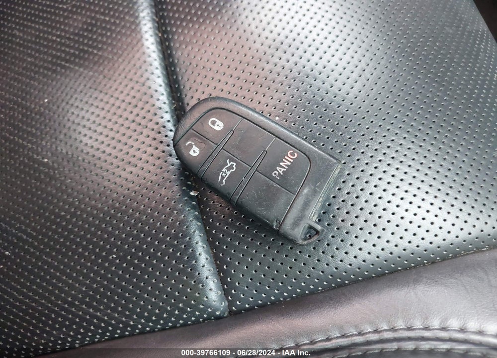 2015 DODGE CHALLENGER SXT PLUS VIN: 2C3CDZBG1FH705690