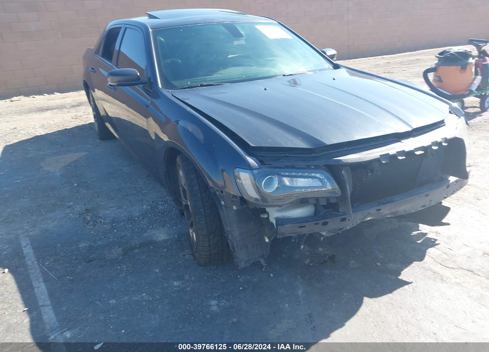 2018 CHRYSLER 300 VIN: 2C3CCABGXJH261318