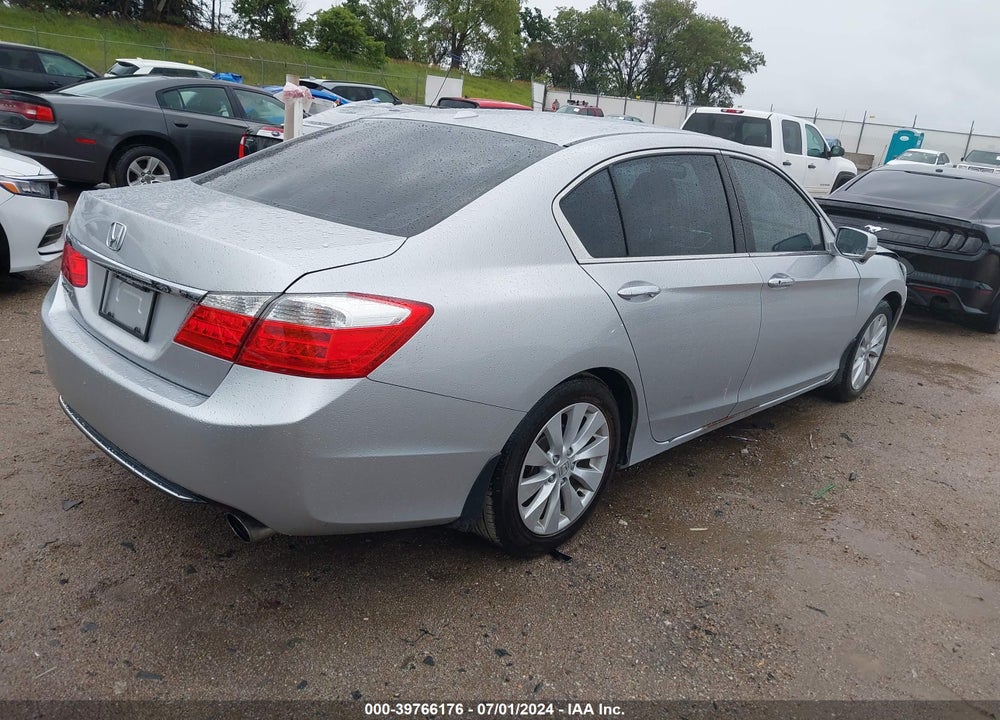 2013 HONDA ACCORD EX-L VIN: 1HGCR2F86DA205433