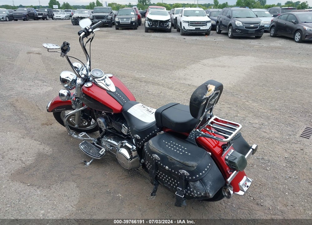 2013 HARLEY-DAVIDSON FLSTC HERITAGE SOFTAIL CLASSIC VIN: 1HD1BWV17DB051376