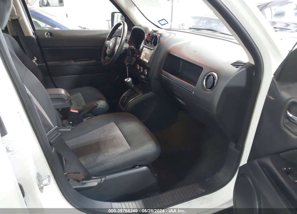 2014 JEEP PATRIOT LATITUDE VIN: 1C4NJRFB2ED855444