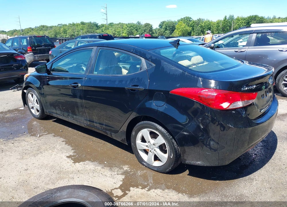 2011 HYUNDAI ELANTRA GLS (ULSAN PLANT) VIN: KMHDH4AE3BU096354