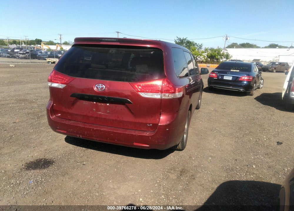 2011 TOYOTA SIENNA BASE V6 VIN: 5TDZK3DC1BS077211
