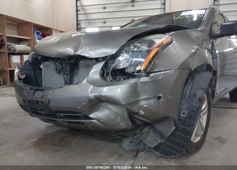 2015 NISSAN ROGUE SELECT S VIN: JN8AS5MV6FW261676
