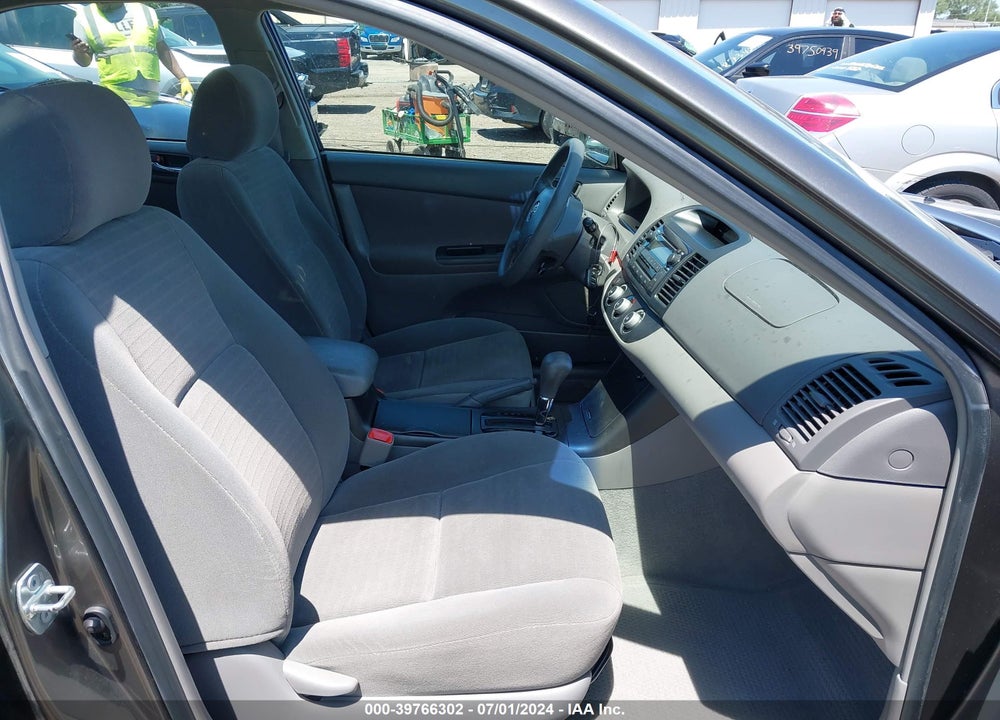 2005 TOYOTA CAMRY LE VIN: 4T1BE32K25U522442
