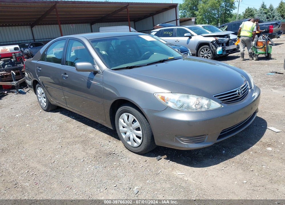 2005 TOYOTA CAMRY LE VIN: 4T1BE32K25U522442