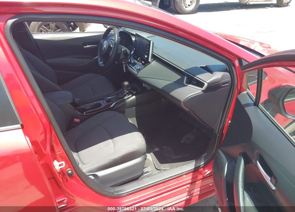 2020 TOYOTA COROLLA LE VIN: 5YFEPRAE3LP034928