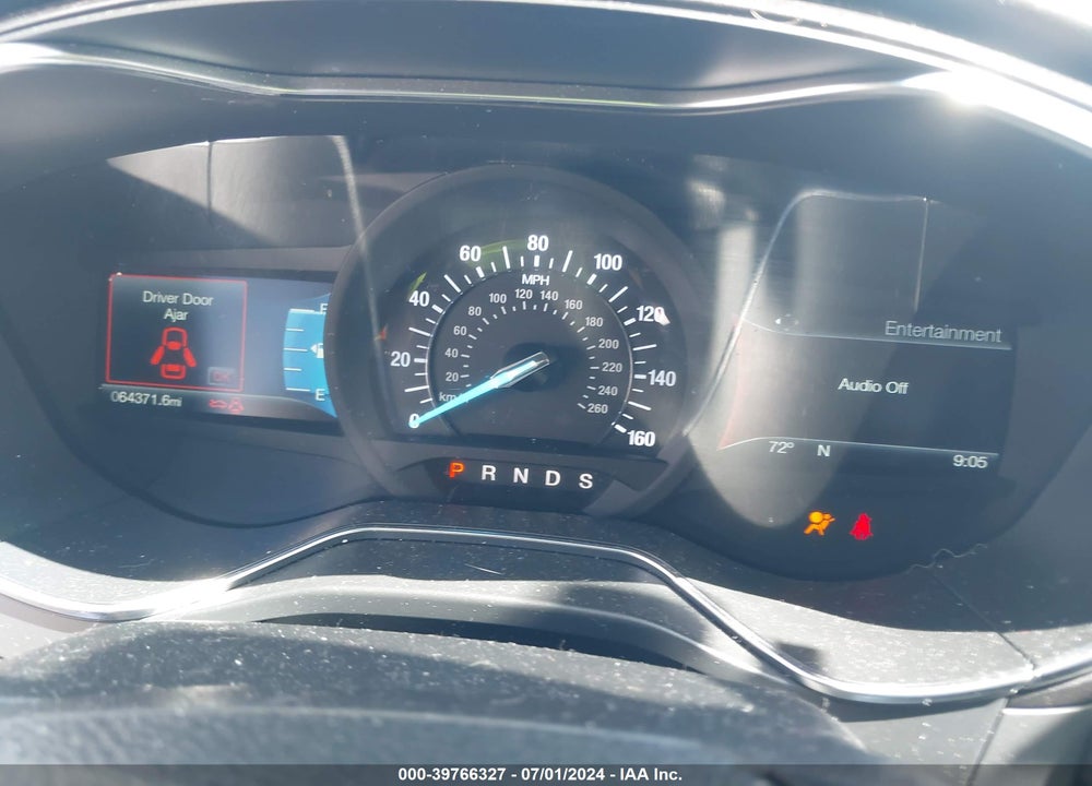 2018 FORD FUSION TITANIUM VIN: 3FA6P0D93JR181701