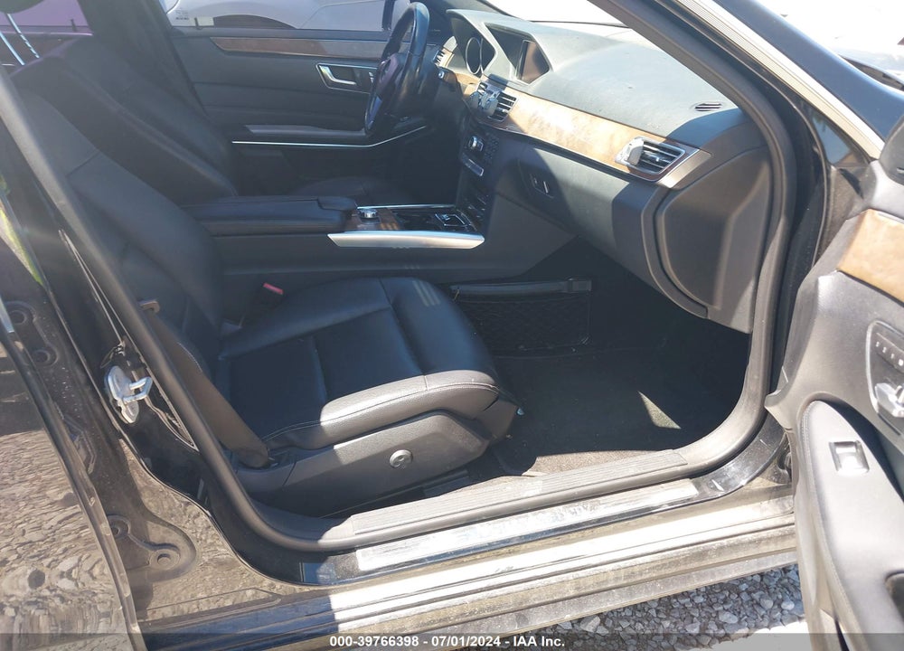 2014 MERCEDES-BENZ E 350 VIN: WDDHF5KB0EA855172