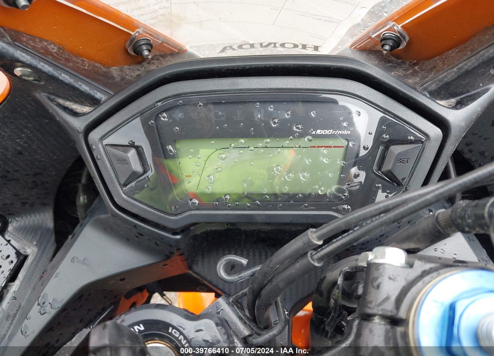 2017 HONDA CBR500 RA-ABS VIN: MLHPC4409H5400352