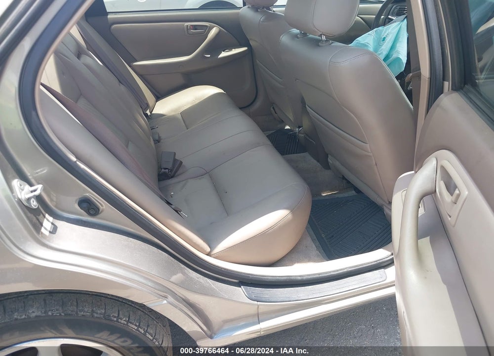 1999 TOYOTA CAMRY XLE VIN: 4T1BG28K6XU511832