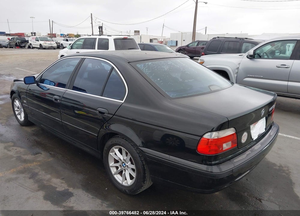 2003 BMW 525IA VIN: WBADT43423G030429