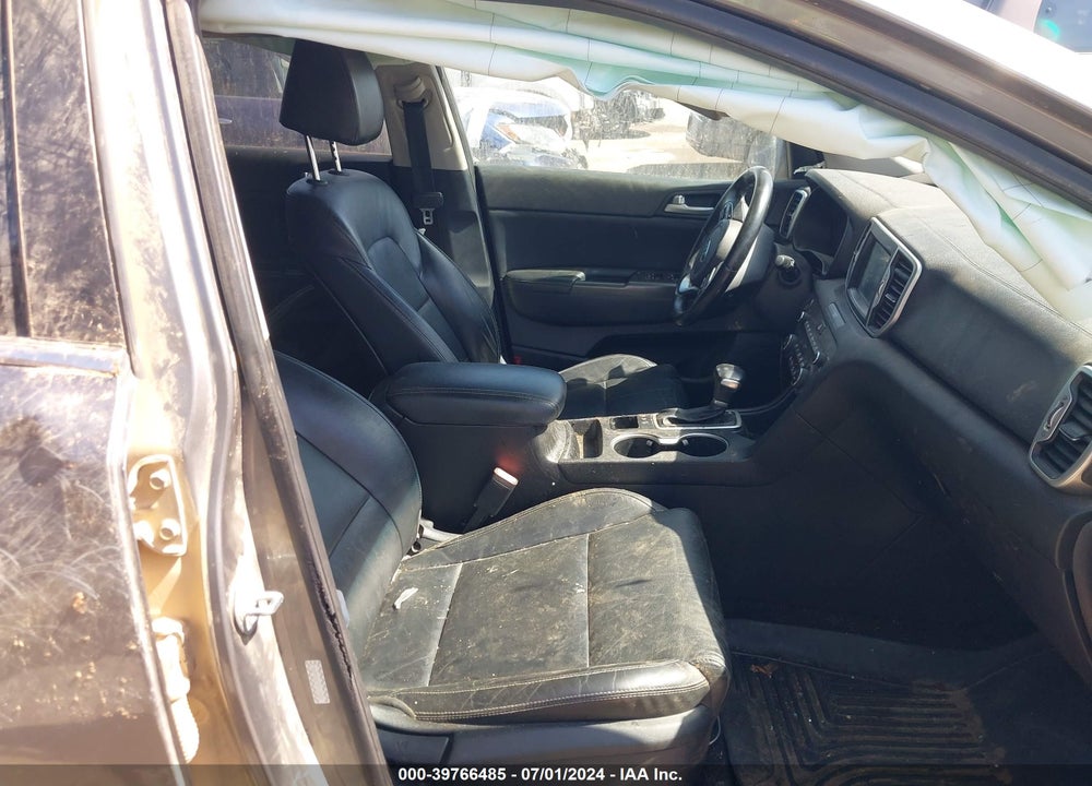 2017 KIA SPORTAGE EX VIN: KNDPNCAC7H7157585