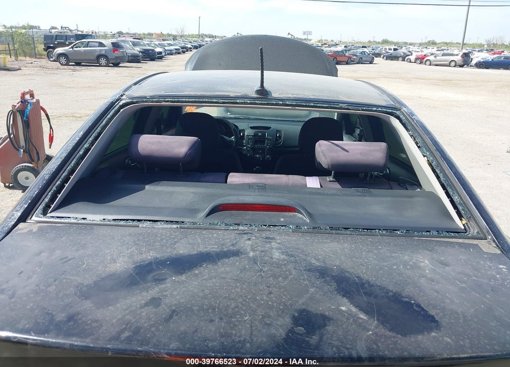 2013 KIA FORTE VIN: KNAFU4A21D5646174