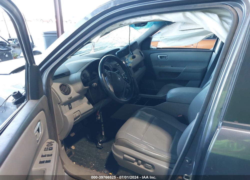 2014 HONDA PILOT EX-L VIN: 5FNYF4H56EB006144