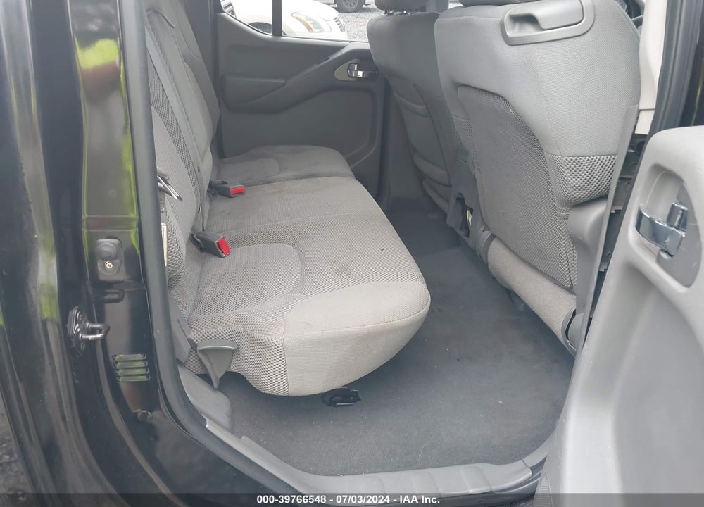 2007 NISSAN FRONTIER SE VIN: 1N6AD07U97C449538