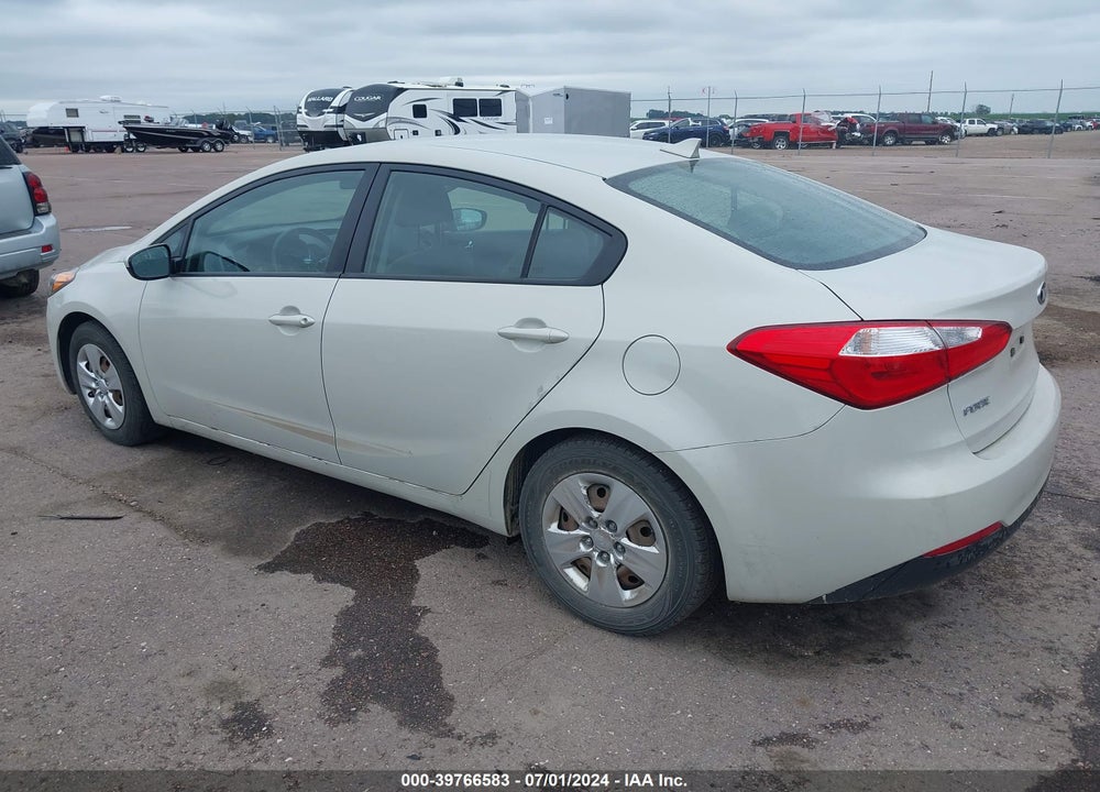 2015 KIA FORTE LX VIN: KNAFK4A66F5276769