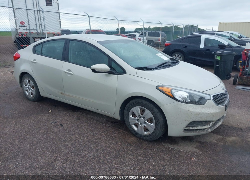 2015 KIA FORTE LX VIN: KNAFK4A66F5276769