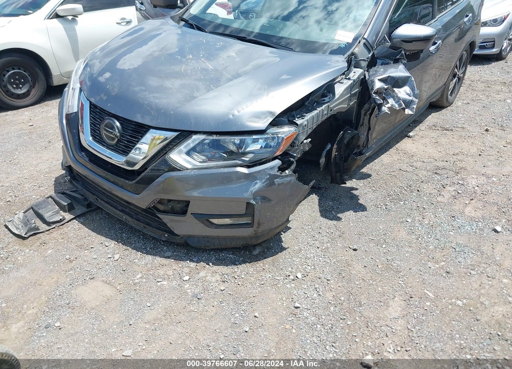 2020 NISSAN ROGUE SV FWD VIN: JN8AT2MT4LW030412