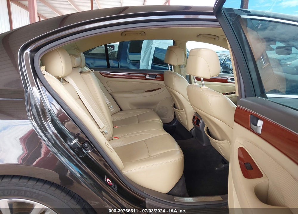 2014 HYUNDAI GENESIS 3.8 VIN: KMHGC4DD1EU259358