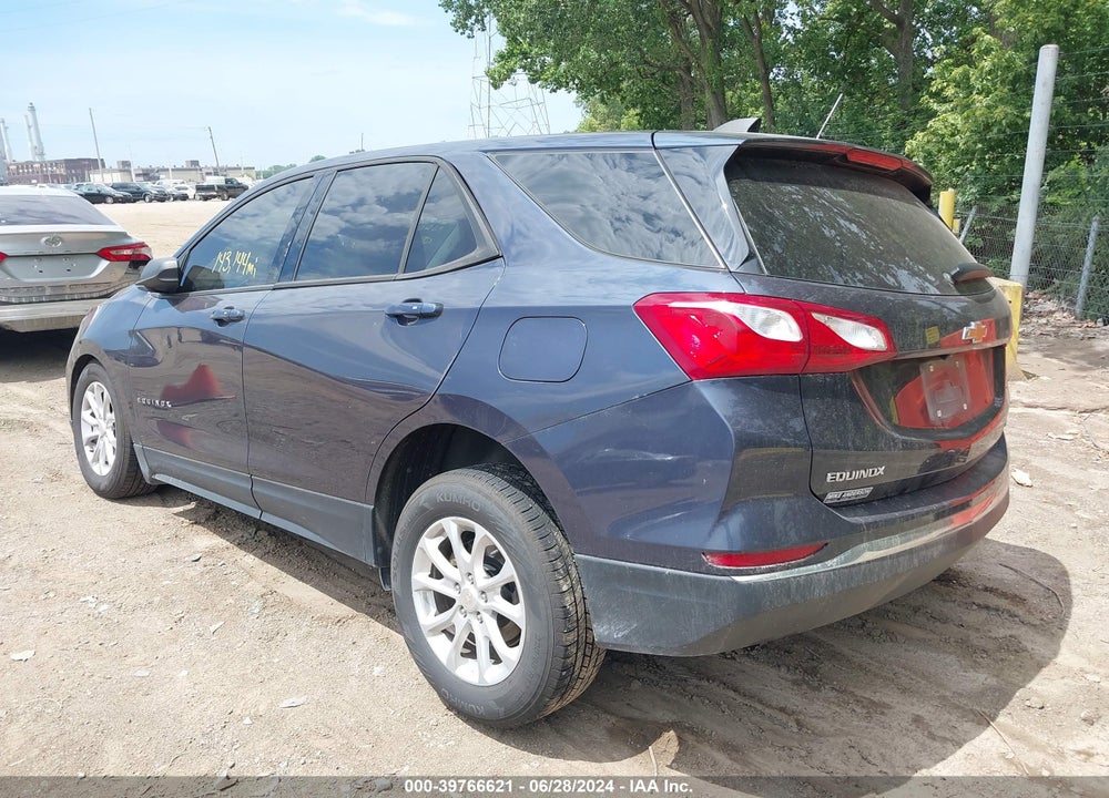 2018 CHEVROLET EQUINOX LS VIN: 3GNAXREV6JS555609