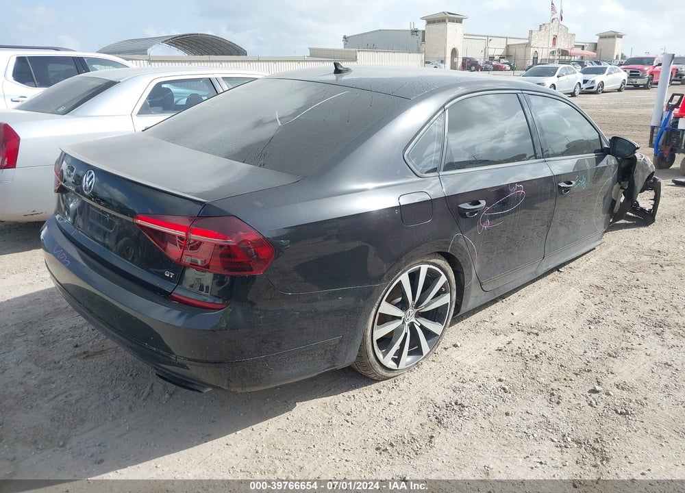 2018 VOLKSWAGEN PASSAT 3.6L V6 GT VIN: 1VWJM7A33JC036773