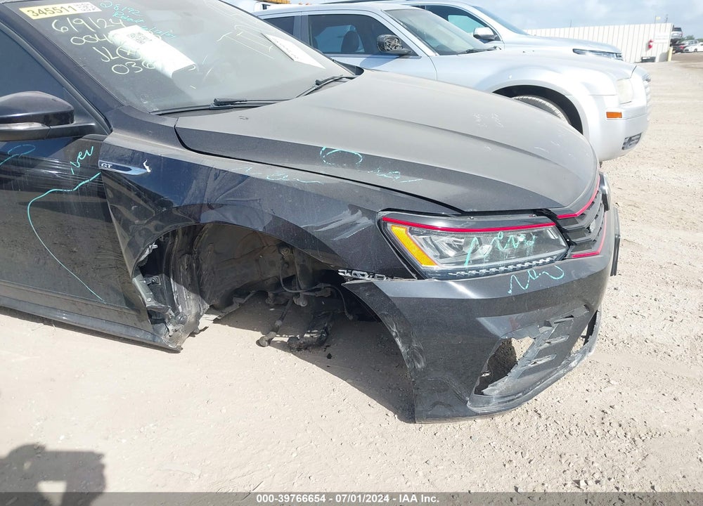2018 VOLKSWAGEN PASSAT 3.6L V6 GT VIN: 1VWJM7A33JC036773