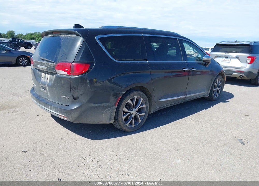2017 CHRYSLER PACIFICA LIMITED VIN: 2C4RC1GG7HR559862