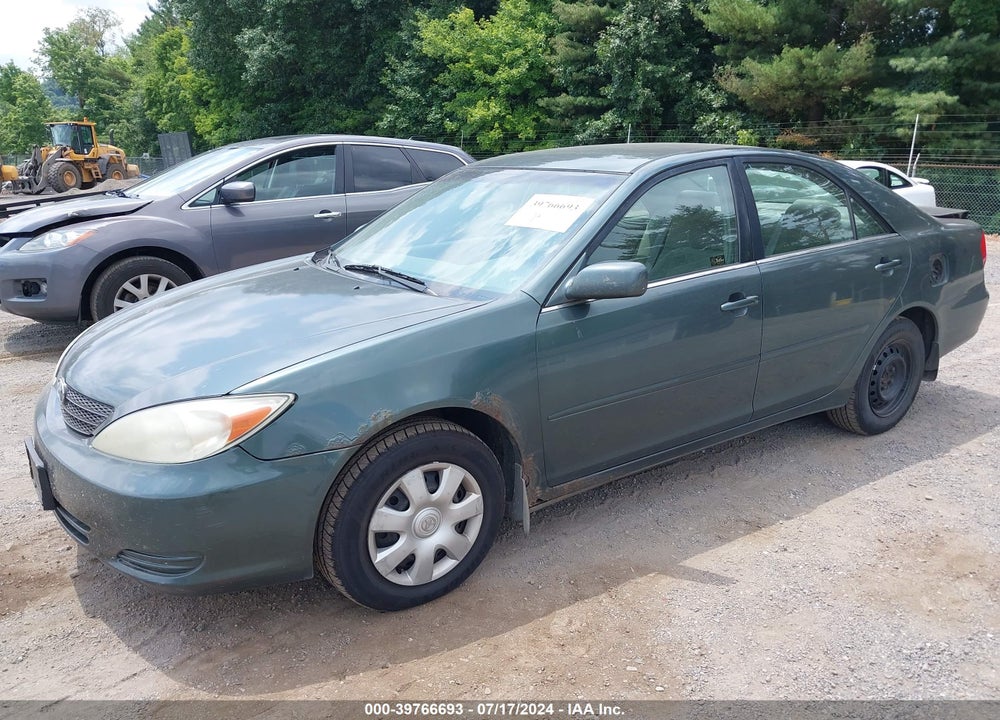 2002 TOYOTA CAMRY LE VIN: 4T1BE32K22U564685