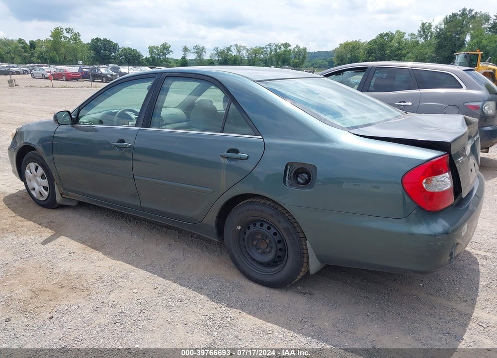 2002 TOYOTA CAMRY LE VIN: 4T1BE32K22U564685