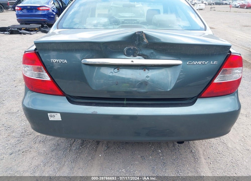 2002 TOYOTA CAMRY LE VIN: 4T1BE32K22U564685