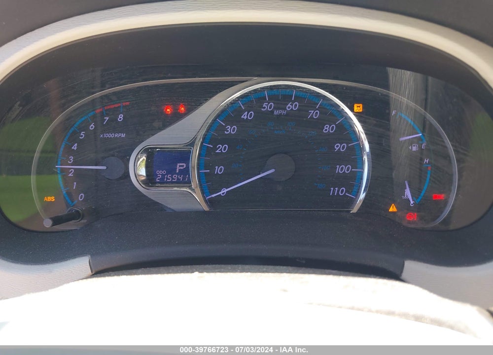 2014 TOYOTA SIENNA XLE V6 8 PASSENGER VIN: 5TDYK3DC9ES471538