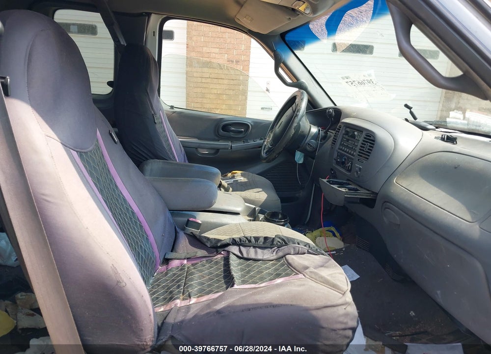 2000 FORD F150 VIN: 1FTRX17WXYNA11332