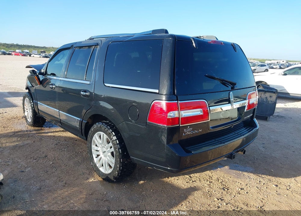 2014 LINCOLN NAVIGATOR VIN: 5LMJJ2H56EEL05597