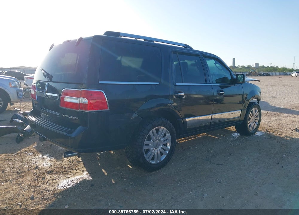 2014 LINCOLN NAVIGATOR VIN: 5LMJJ2H56EEL05597