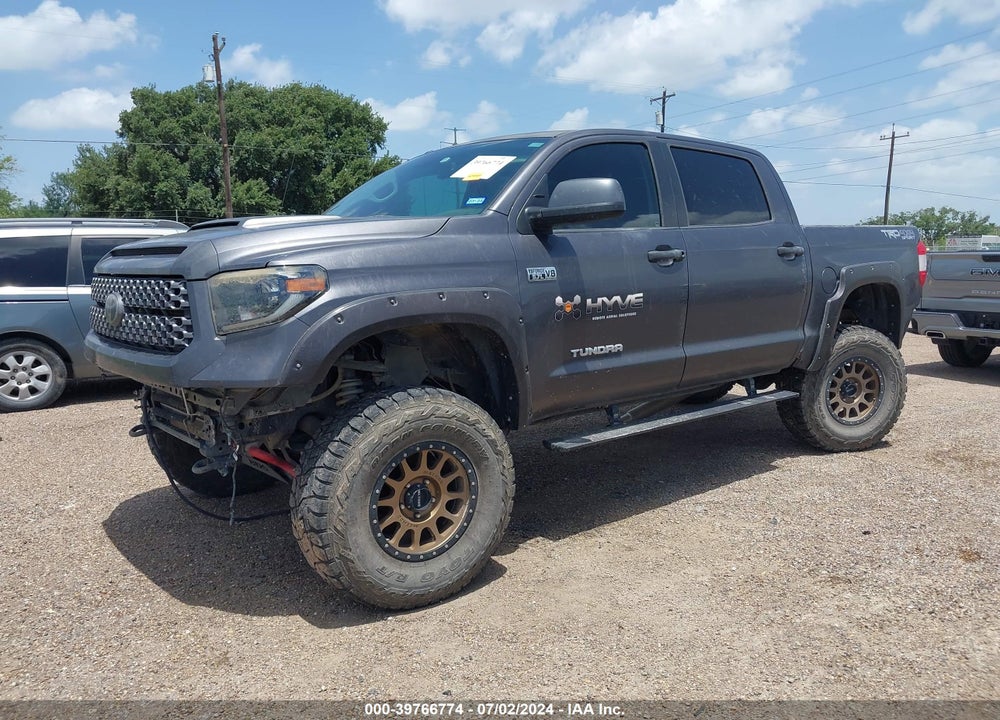 2019 TOYOTA TUNDRA SR5 5.7L V8 VIN: 5TFDW5F14KX801280