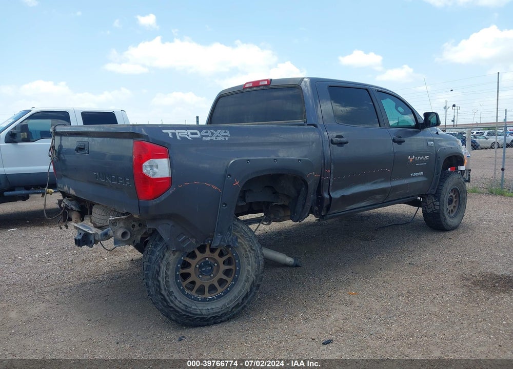 2019 TOYOTA TUNDRA SR5 5.7L V8 VIN: 5TFDW5F14KX801280