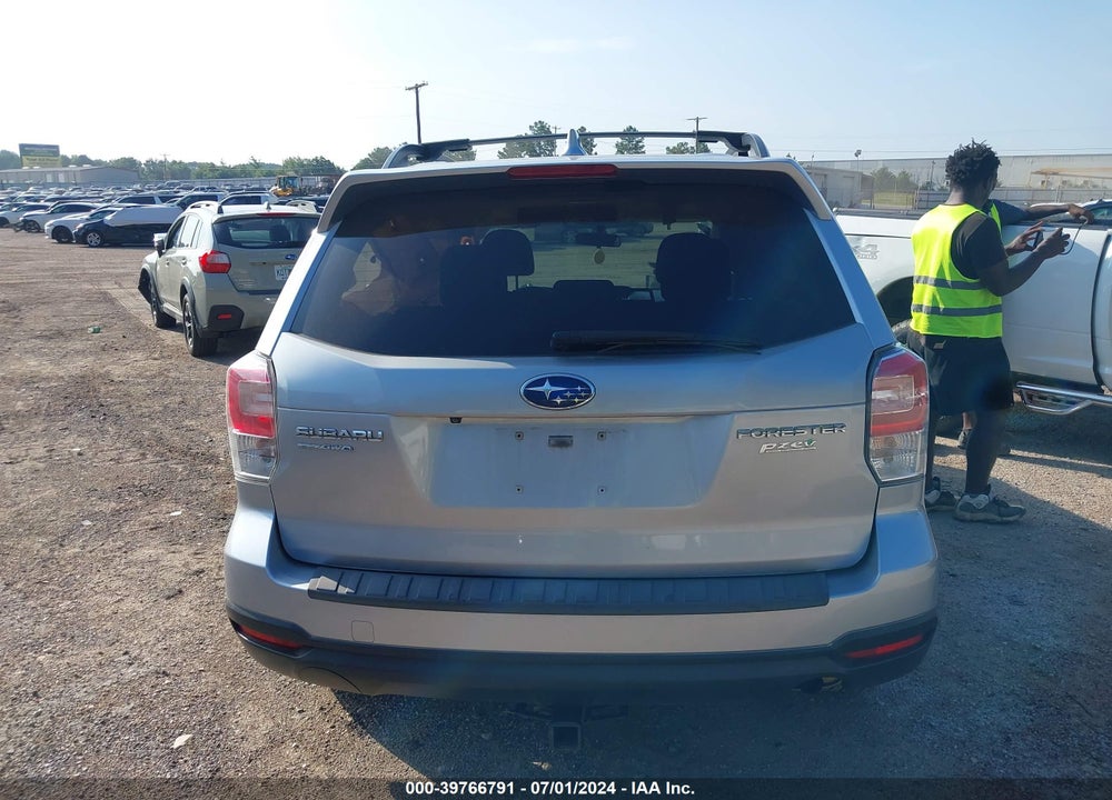 2017 SUBARU FORESTER PREMIUM VIN: JF2SJAEC6HH473480