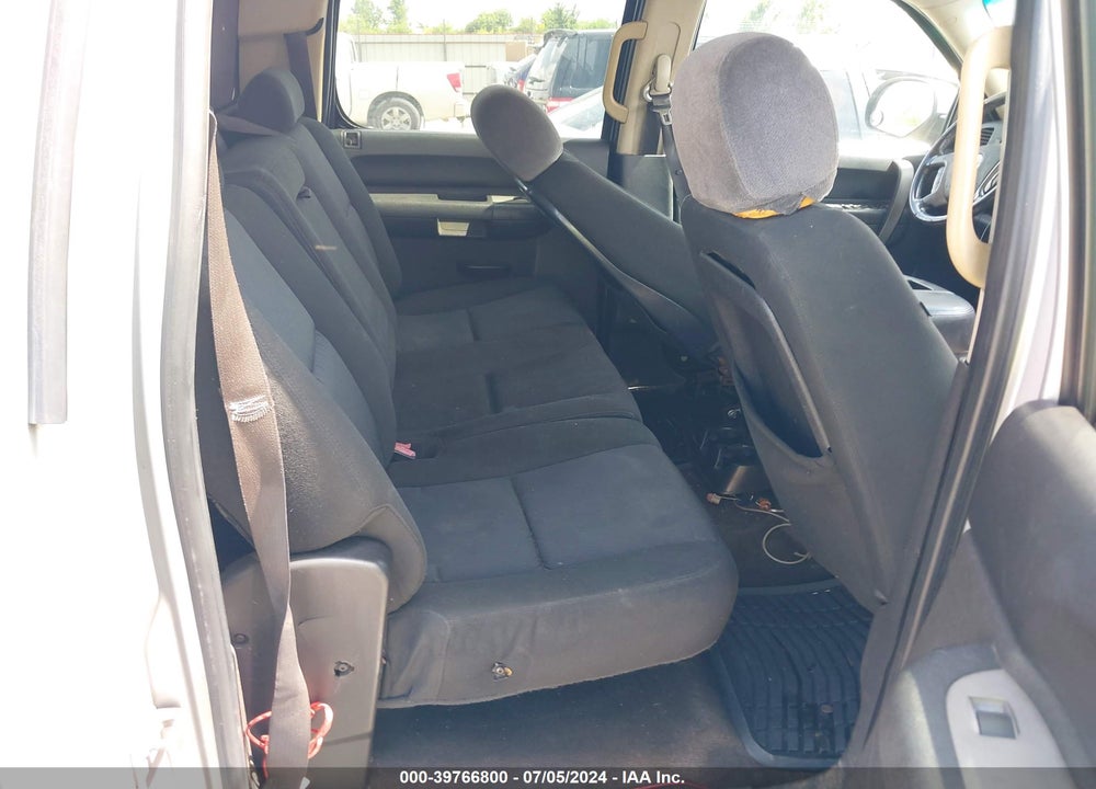 2010 CHEVROLET SILVERADO 1500 LT VIN: 3GCRCSE04AG247361
