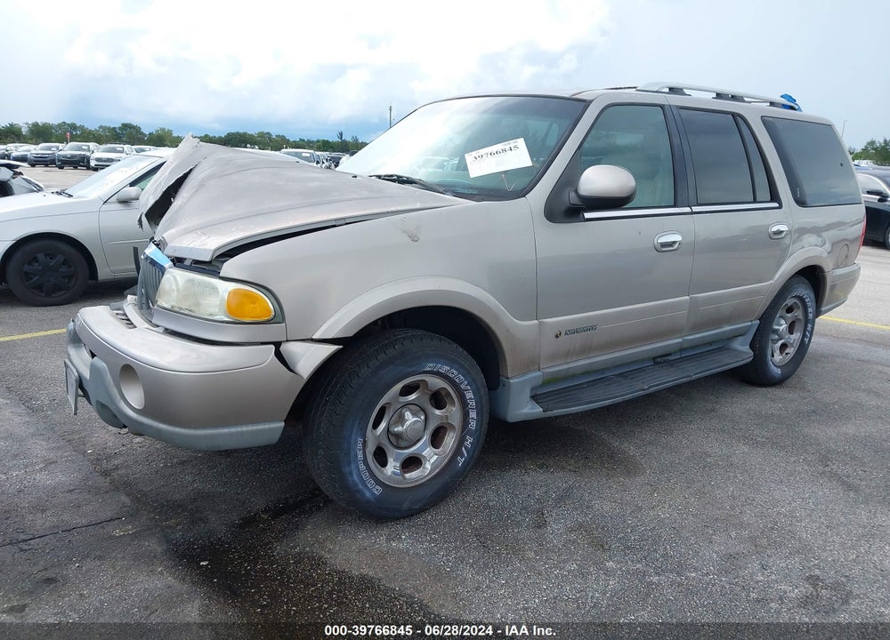 2001 LINCOLN NAVIGATOR VIN: 5LMFU28RX1LJ13797