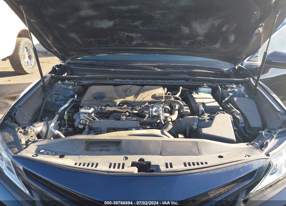 2019 TOYOTA CAMRY SE VIN: 4T1B11HK2KU736429