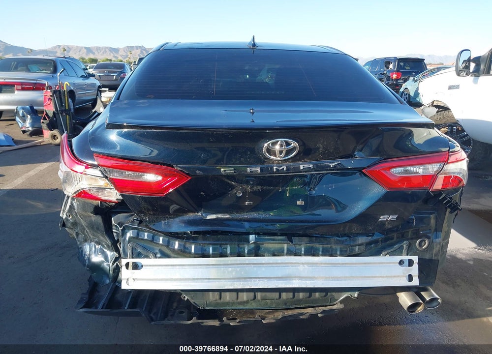2019 TOYOTA CAMRY SE VIN: 4T1B11HK2KU736429