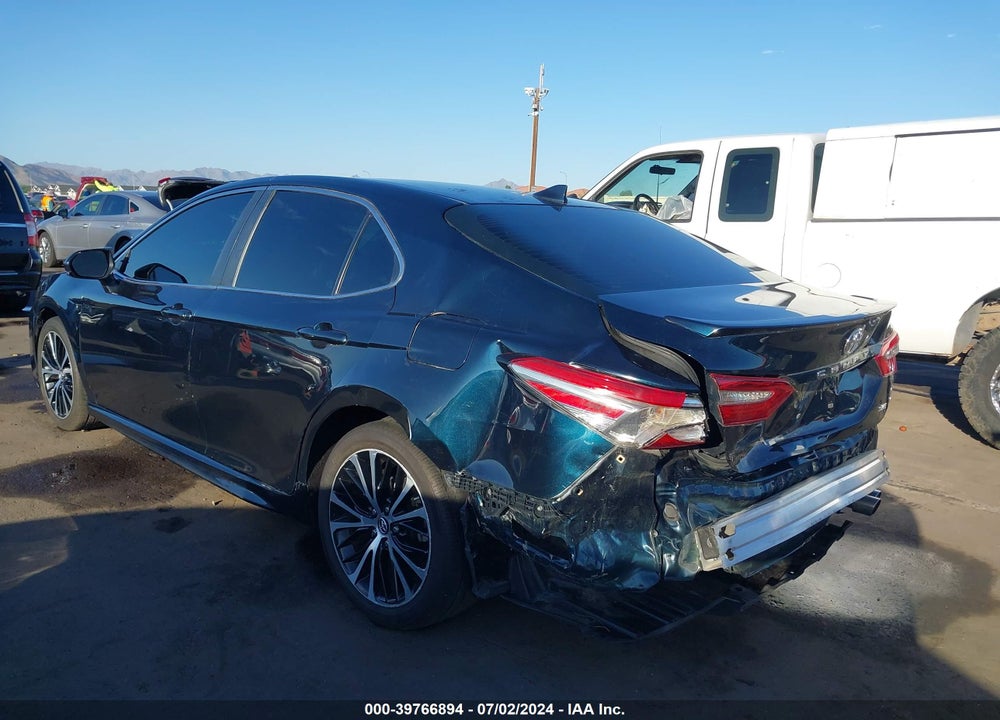 2019 TOYOTA CAMRY SE VIN: 4T1B11HK2KU736429