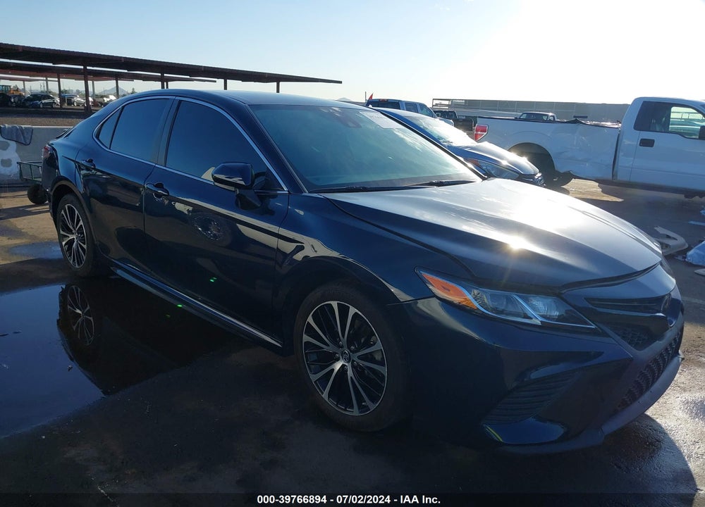 2019 TOYOTA CAMRY SE VIN: 4T1B11HK2KU736429