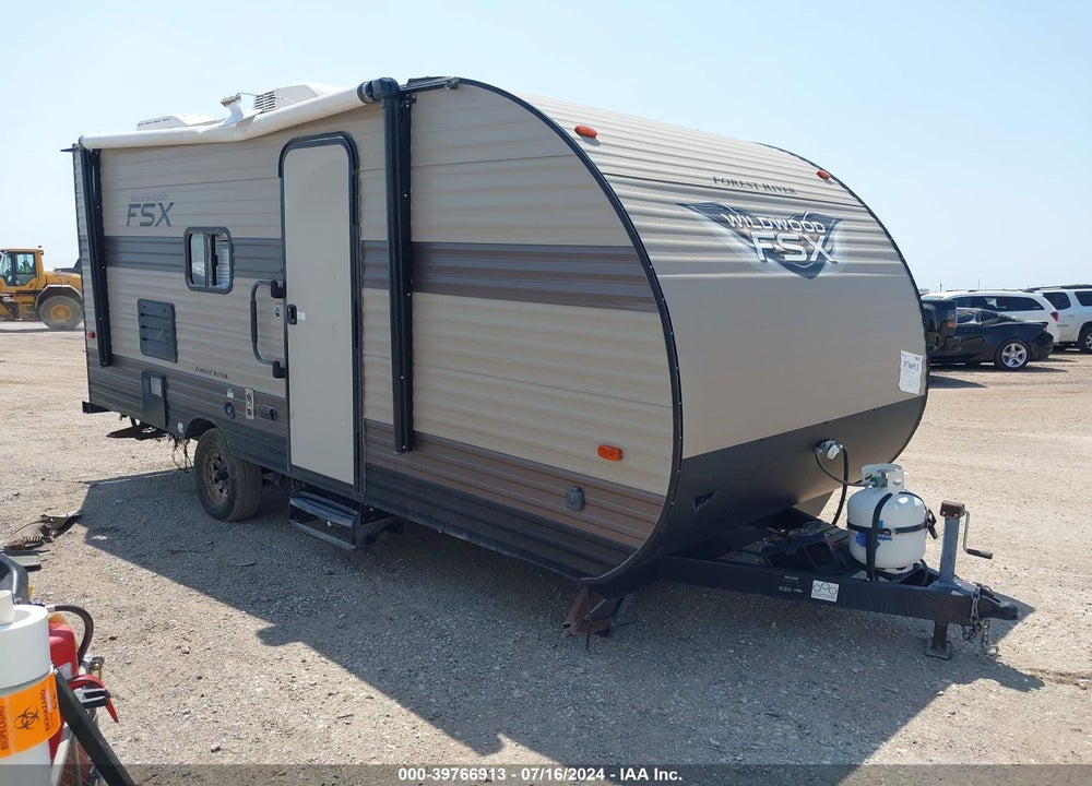 2020 WILDWOOD LE M-177BH FSX VIN: 4X4TWDT12LY093546