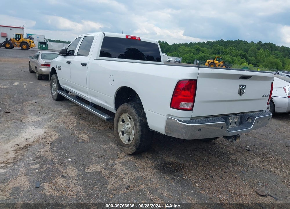 2018 RAM 2500 VIN: 3C6UR5HL5JG356595