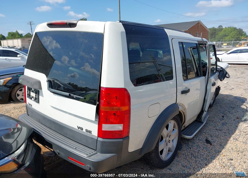 2005 LAND ROVER LR3 SE VIN: SALAA25485A304910