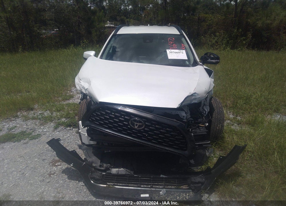 2022 TOYOTA COROLLA CROSS LE VIN: 7MUCAAAG4NV026333