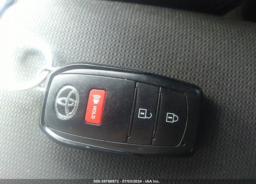 2022 TOYOTA COROLLA CROSS LE VIN: 7MUCAAAG4NV026333