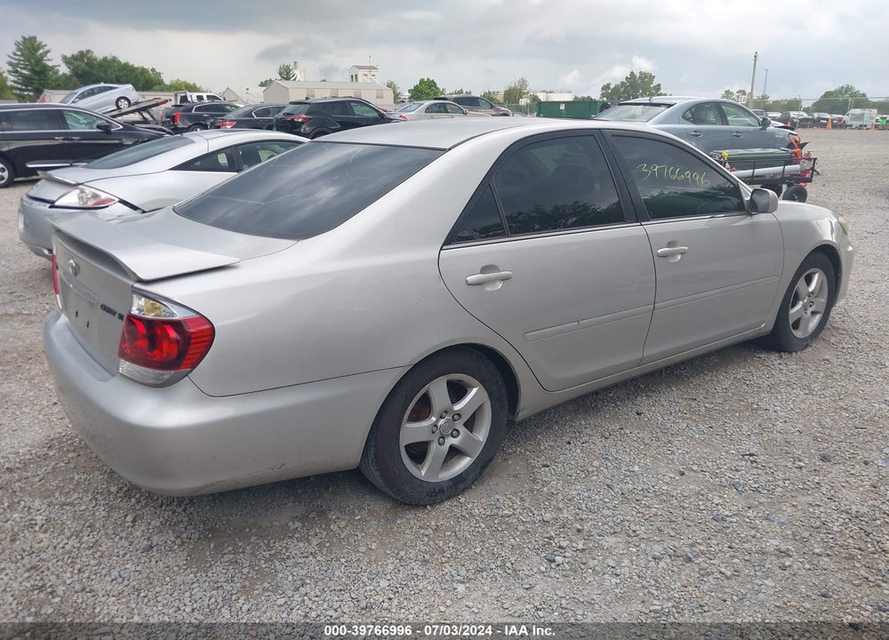 2006 TOYOTA CAMRY SE VIN: 4T1BE32KX6U703497